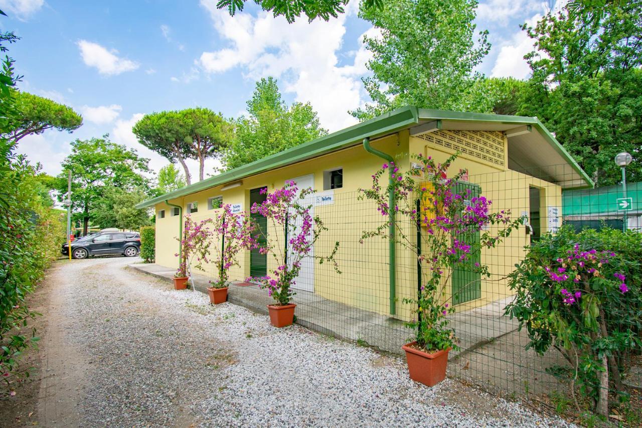 Camping Parco Vacanza Partaccia 2 Marina di Massa Exterior photo